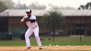 Fielding ground balls to build confidence in base stealers